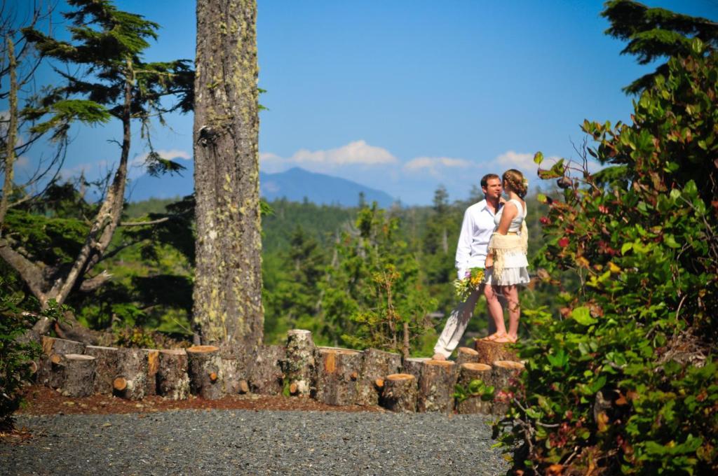 Cygnet Cove Suites Ucluelet Esterno foto